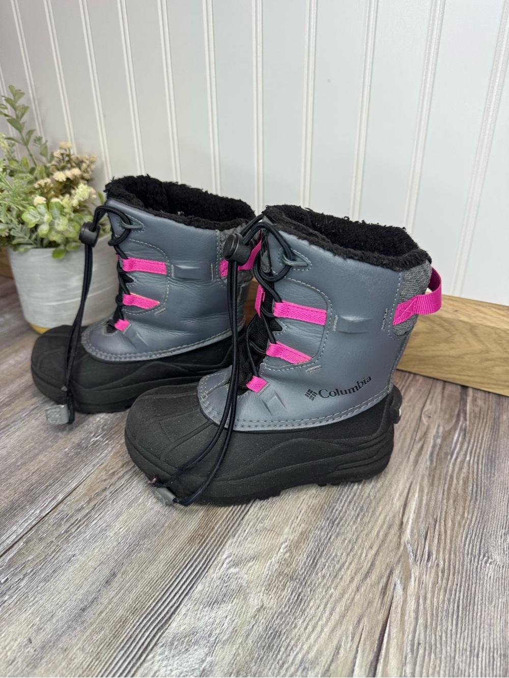 Columbia Girls Bugaboot Celsius Waterproof Thermal Bungee No Tie Snow Boot 11
